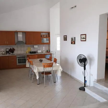 Дом отдыха Ionian Balcony Dreamy Haven In Kefalonia W Sea View